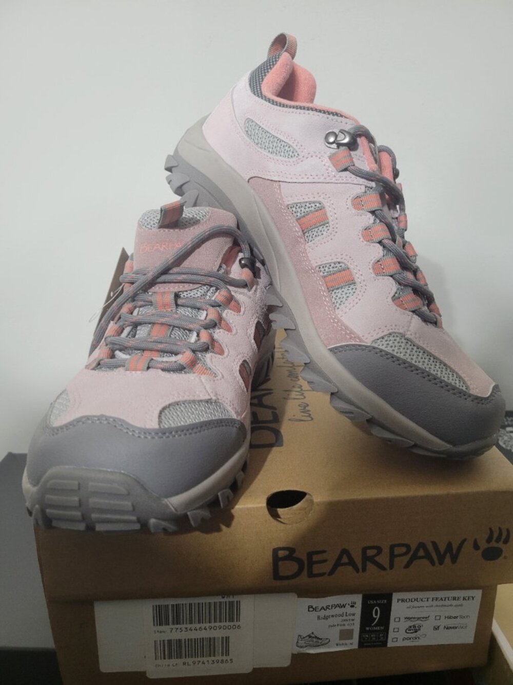 NIB BEARPAW Ridgewood Low Pale Pink Hiking Shoes Women’s 9M